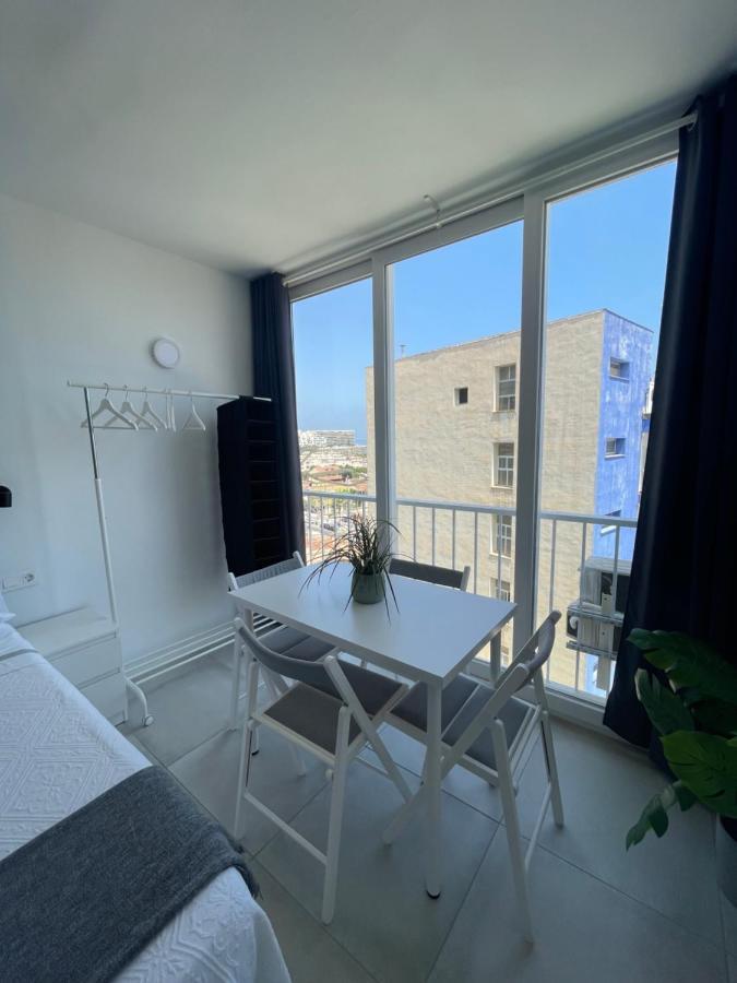 托雷莫利诺斯Apartamento Con Vistas Al Mar A Metros De La Playa Carihuela Soleil公寓 外观 照片